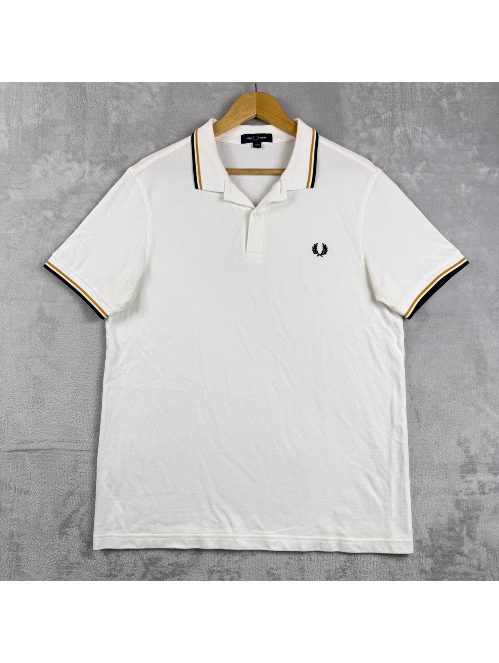 Fred Perry Mens L White Polo Shirt Twin Tipped Collar Laurel Wreath Britpop Mod